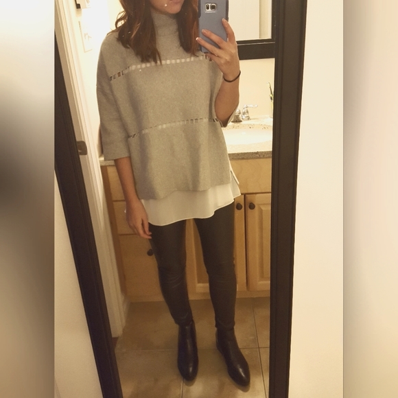 French Connection Gray Large Weave Knit Boxy Short Sleeve Sweater - Picture 4 of 4